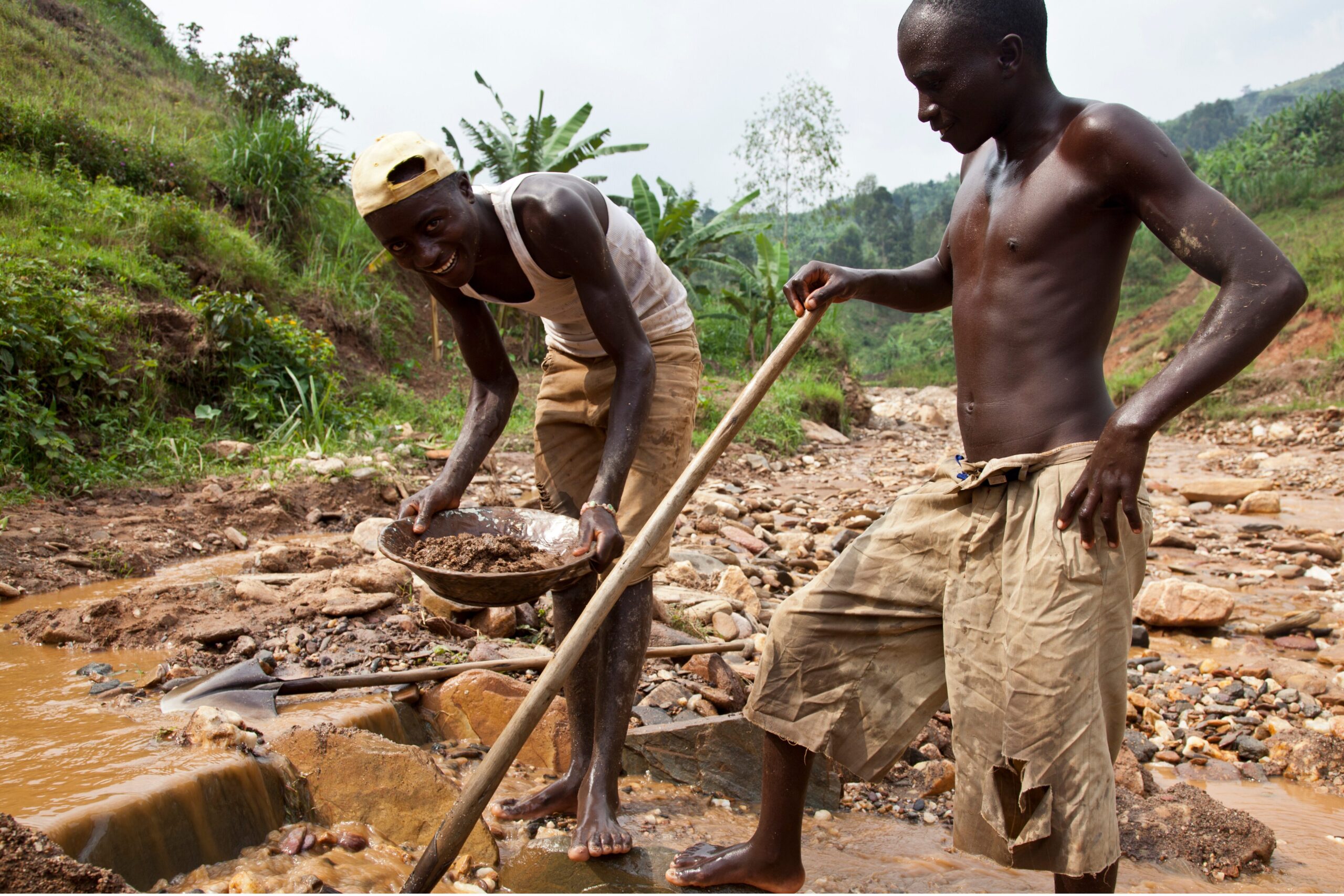 labor work on gold land